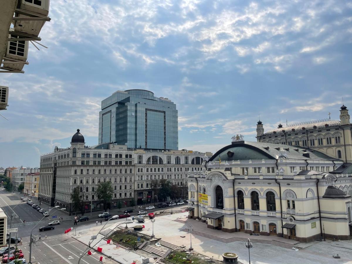 Appartement Amazing Opera View à Kiev Extérieur photo